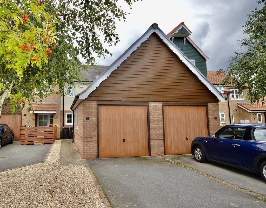 Park Lane, Burton Waters, Lincoln 2 bed terraced house for sale £225,000