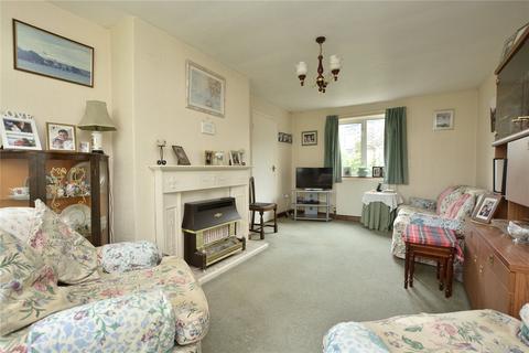 17 Howson Close, Guiseley, Leeds, LS20 9JW