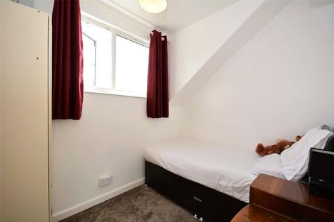 9 Graham Terrace, Leeds, LS4 2ND