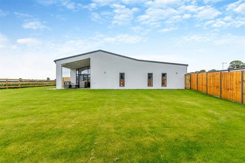 4 bedroom barn conversion for sale - Ridlington Road, Ridlington, Rutland