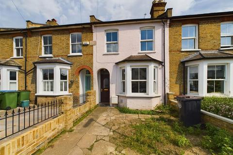 7 Dennis Road, East Molesey, KT8 9EE