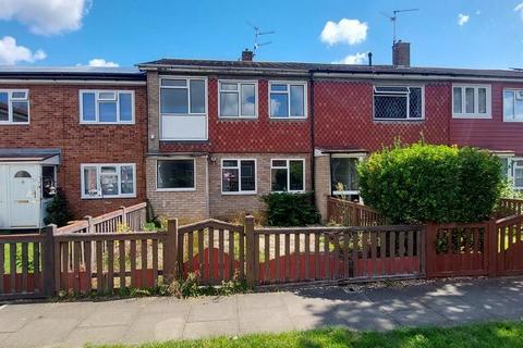 3 bedroom house for sale - Lowick Gardens, Peterborough