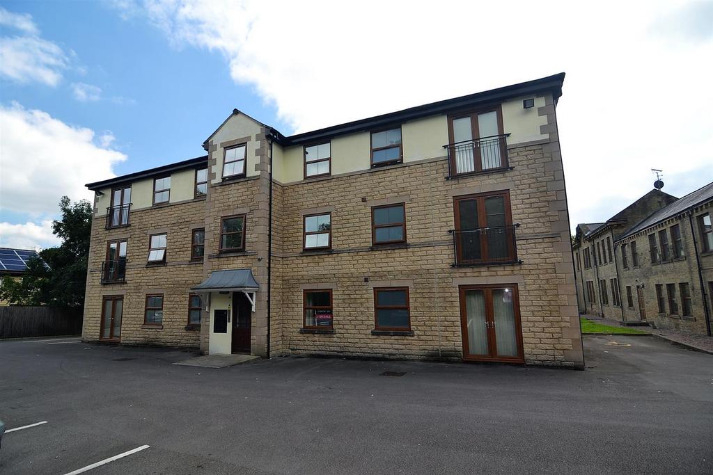 Peregrine Way, Clayton Heights, Bradford 1 bed apartment £550 pcm (£