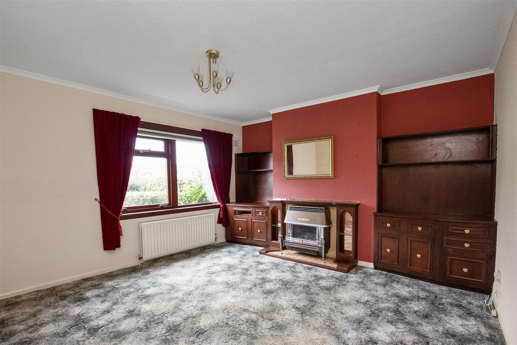 20 Whitehall Drive, Cardenden, KY5 0QB 3 bed end of terrace house £115,000