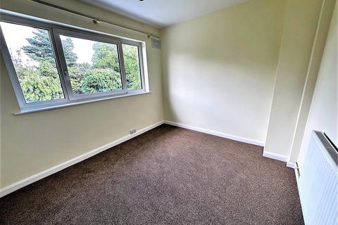 32a Transmere Close, Petts Wood, Orpington, BR5 1DX