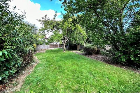 32a Transmere Close, Petts Wood, Orpington, BR5 1DX