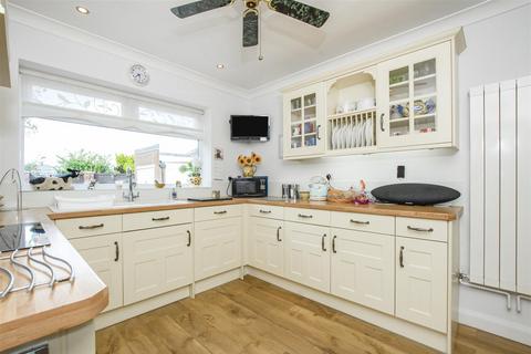 1 Ashridge Drive, Bricket Wood, St Albans, AL2 3SH