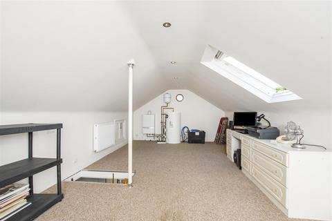 1 Ashridge Drive, Bricket Wood, St Albans, AL2 3SH