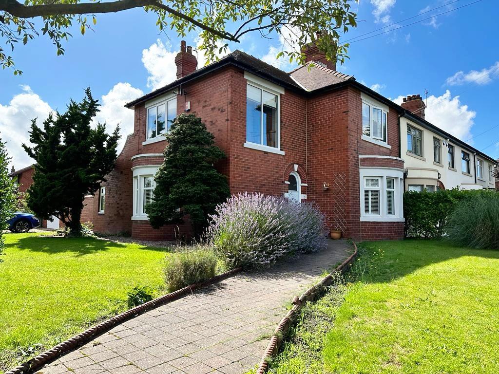 Arundel Road, Lytham St Annes 3 bed end of terrace house £475,000