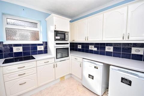 23 Brooklands Drive, Leighton Buzzard, LU7 3PD