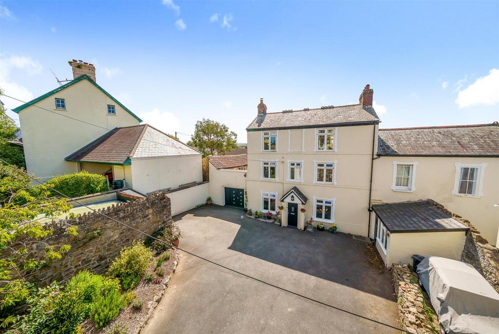 Orchard Hill, Bideford 5 bed detached house for sale £795,000