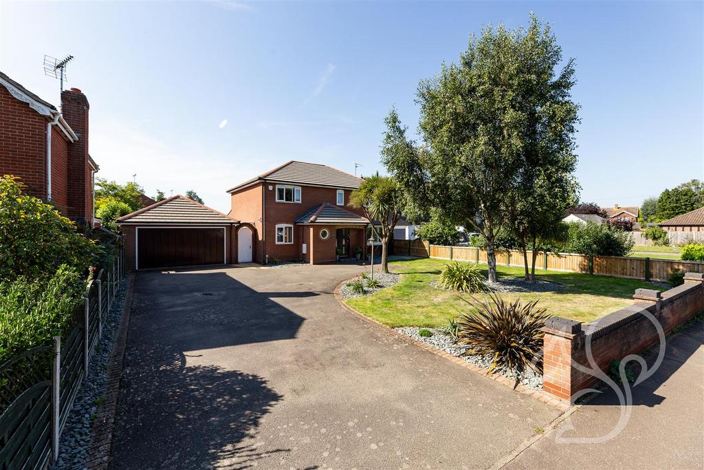 Colchester Road, Colchester CO5 4 bed detached house for sale £650,000