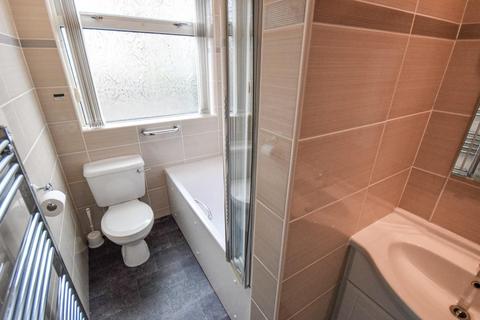 38 Chapel Road, Bingley, BD16 2SH