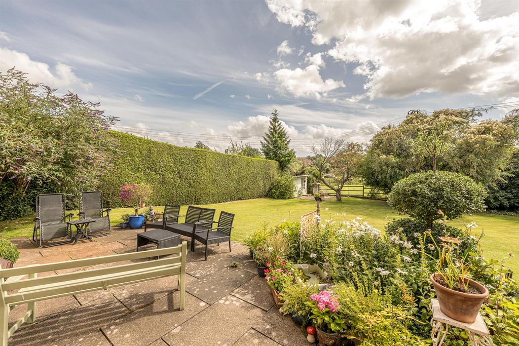 Sycamore House, Caunsall Road, Caunsall, DY11 5YB 4 bed detached house