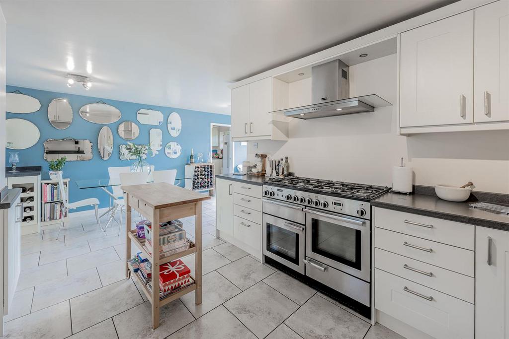 Sycamore House, Caunsall Road, Caunsall, DY11 5YB 4 bed detached house