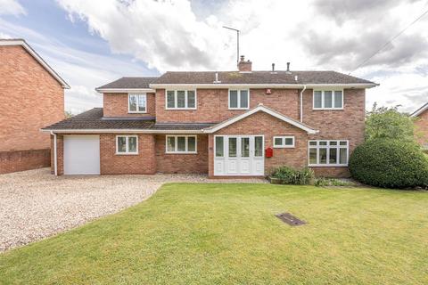 4 bedroom detached house for sale, Sycamore House, Caunsall Road, Caunsall, DY11 5YB