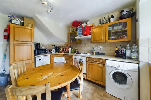 2 Berkeley Close, Polygon, Southampton, SO15 2TR