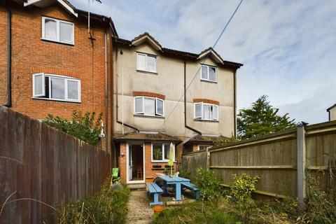 2 Berkeley Close, Polygon, Southampton, SO15 2TR
