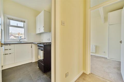 2 bedroom penthouse for sale, South Embankment, Dartmouth