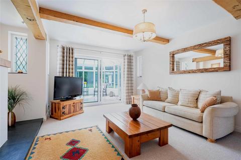 8 Waters Drive, Sutton Coldfield, B74 4TQ