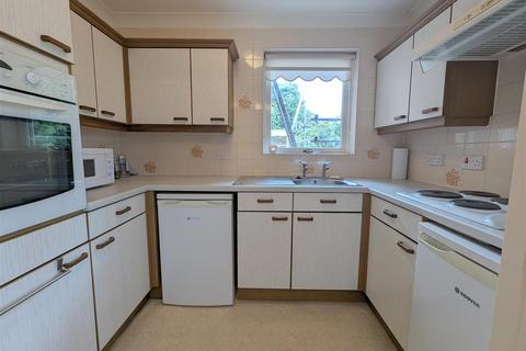 2 bedroom apartment for sale - Squires Court, Woodland Road, Darlington