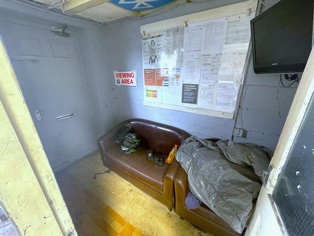 Room 1.