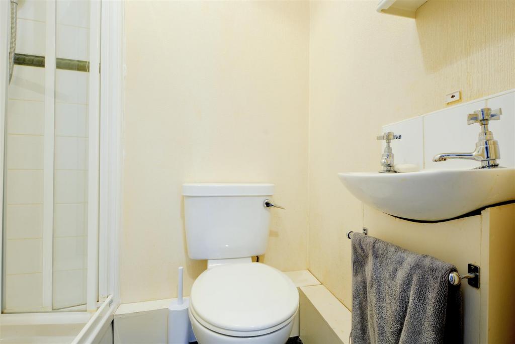 Shower Room.jpeg