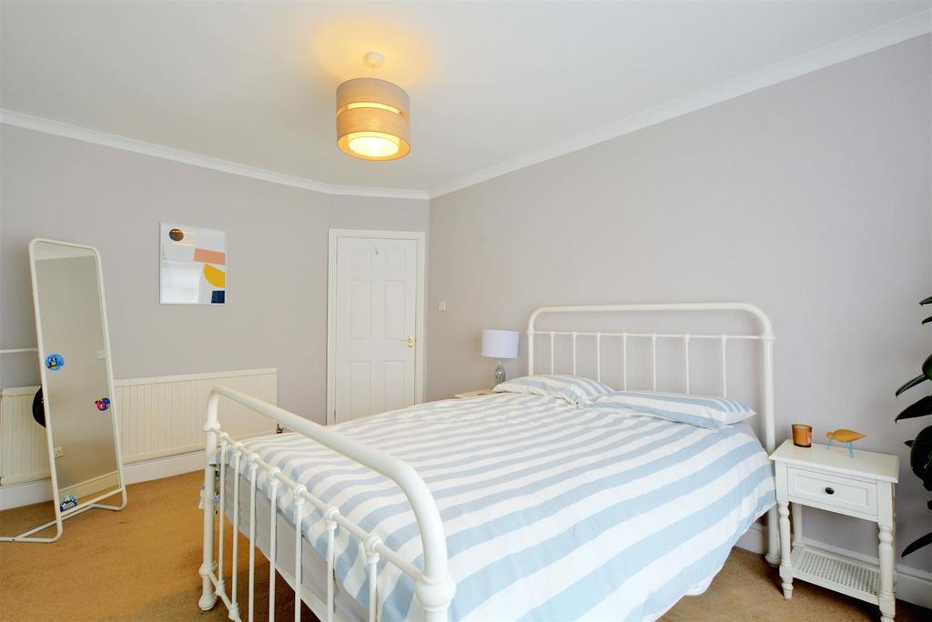 Bedroom 1 2.jpeg