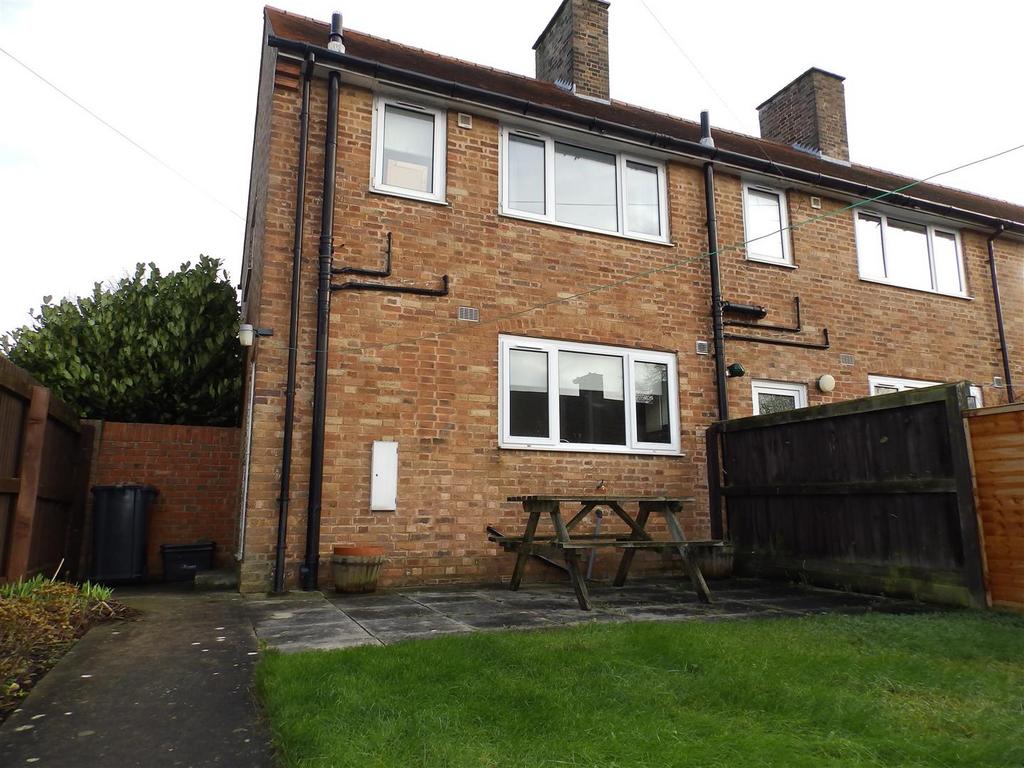 The Close, Dishforth Airfield, Thirsk 2 bed end of terrace house £735