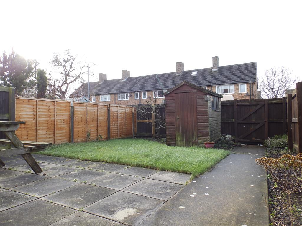 The Close, Dishforth Airfield, Thirsk 2 bed end of terrace house £735
