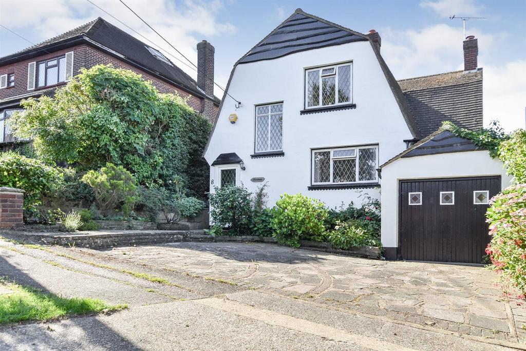 St. Marys Road, Benfleet 3 bed detached house for sale £625,000