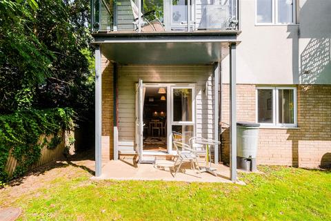 17 Louisa Oakes Close, London, E4 8AS