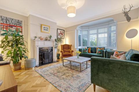 4 bedroom semi-detached house for sale, Palmerston Road, Buckhurst Hill IG9