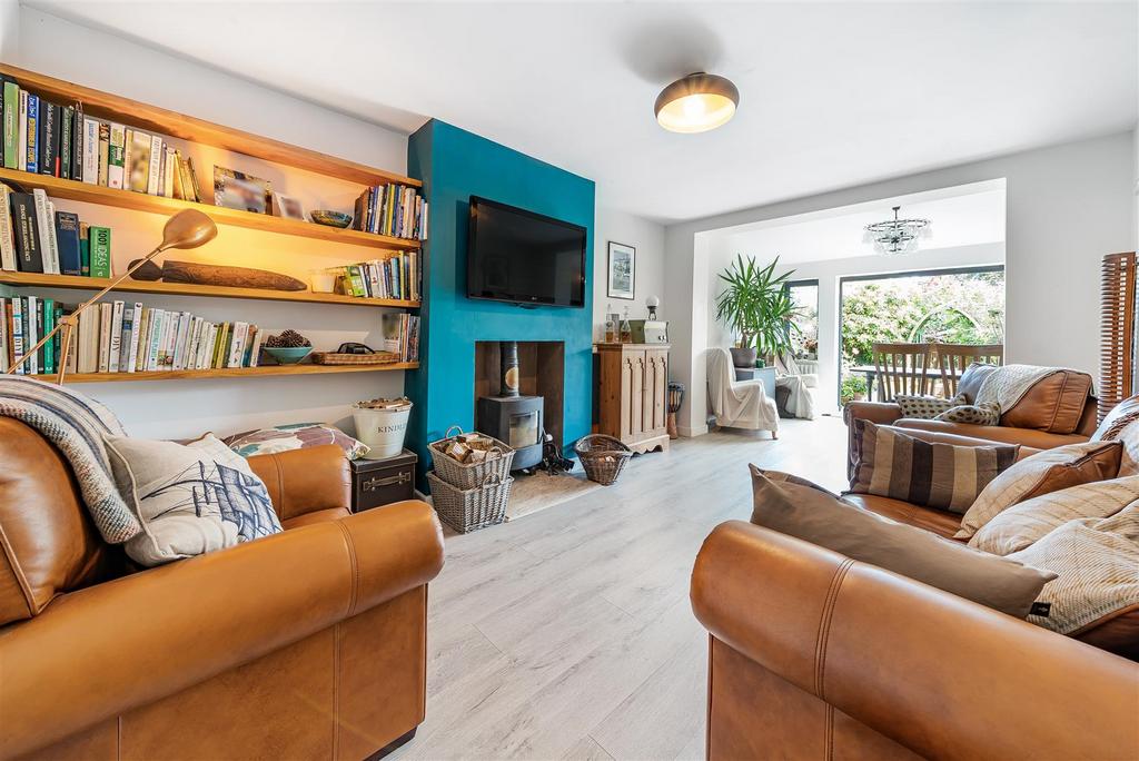 Trewarton Road, Penryn 3 bed semidetached house £375,000