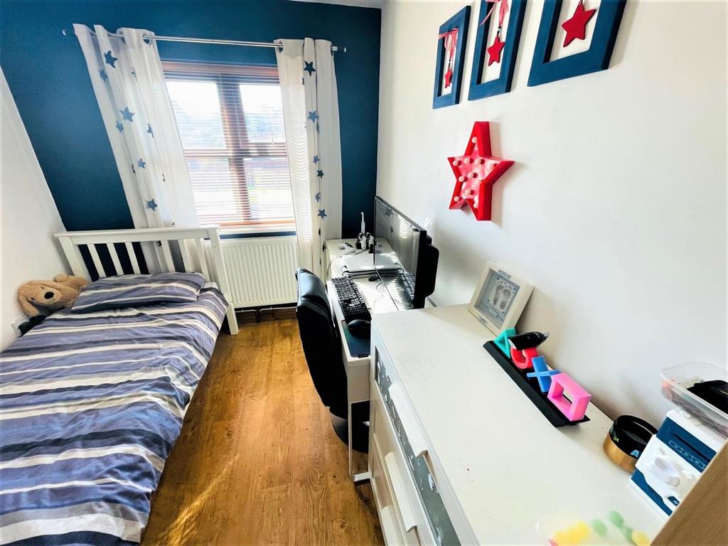 BED 4.jpg