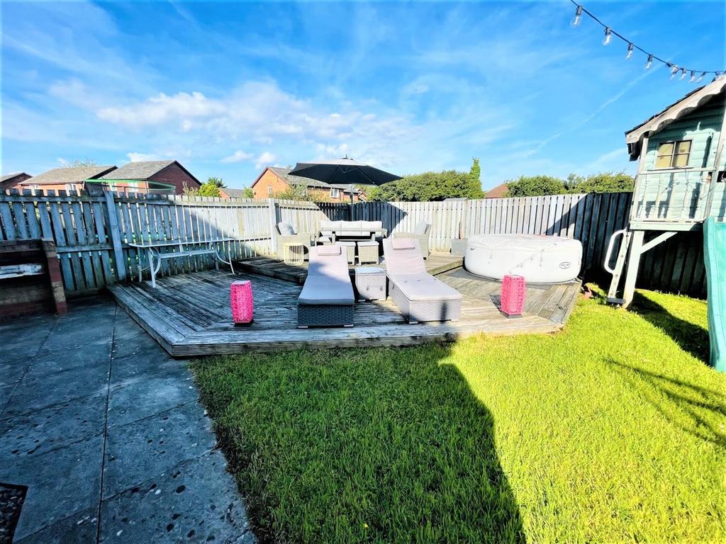 GARDEN 1.jpg