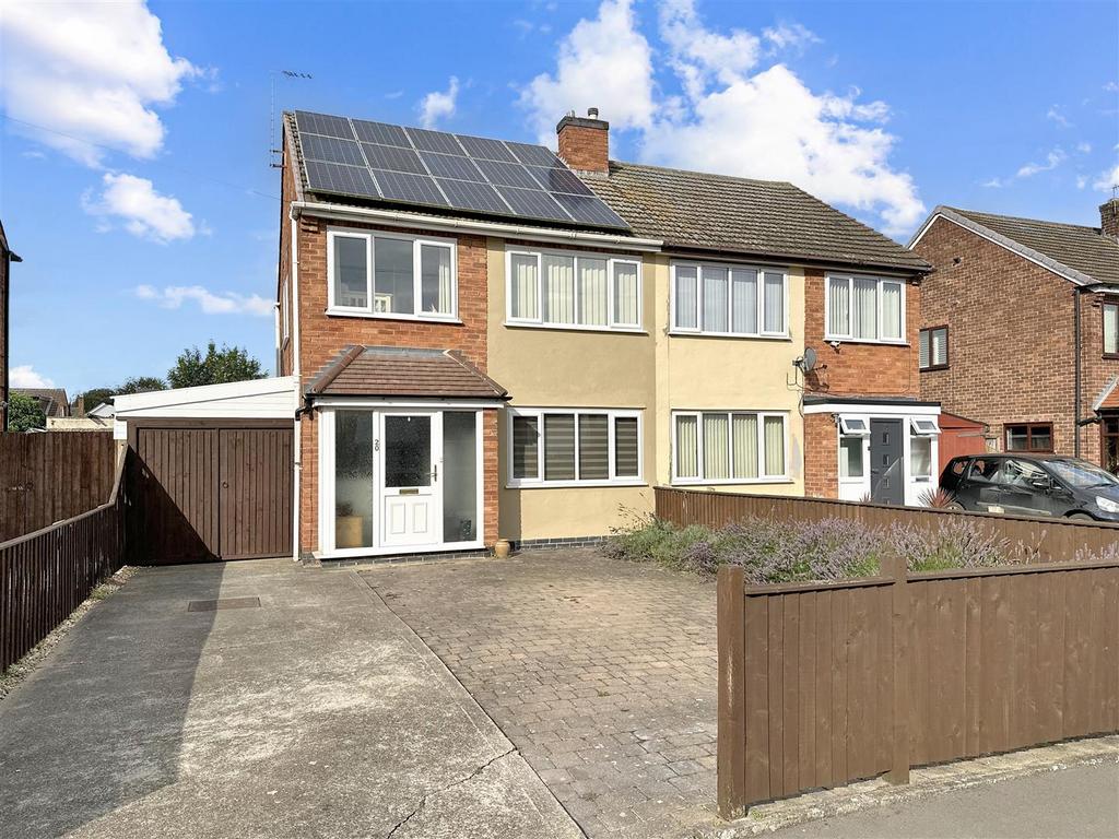 Peebles Road, Newark 4 bed semidetached house for sale £230,000