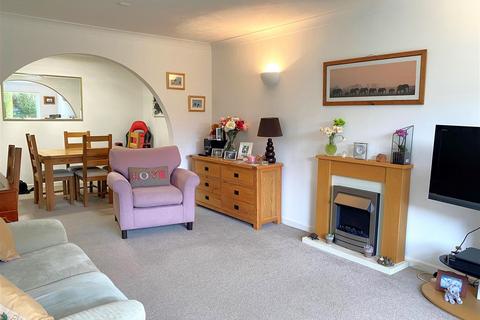 2 bedroom flat for sale, Glenmoor Road, West Parley, Ferndown