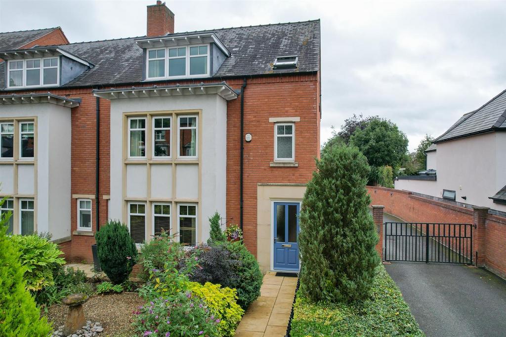 Shipston Road, StratfordUponAvon 5 bed townhouse for sale £725,000