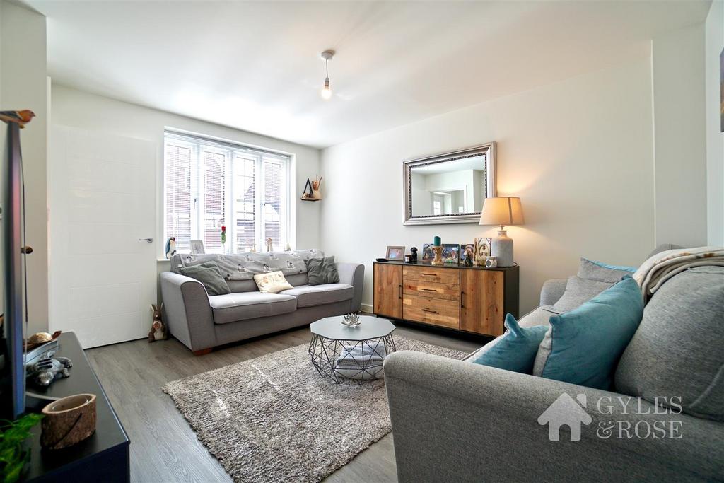 Bellona Way, Colchester 2 bed semidetached house for sale £300,000
