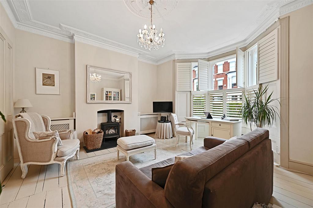 Poplar Grove, London W6 1 bed flat for sale £800,000