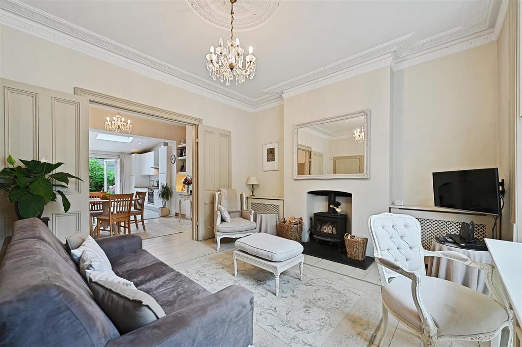 Poplar Grove, London W6 1 bed flat for sale £800,000