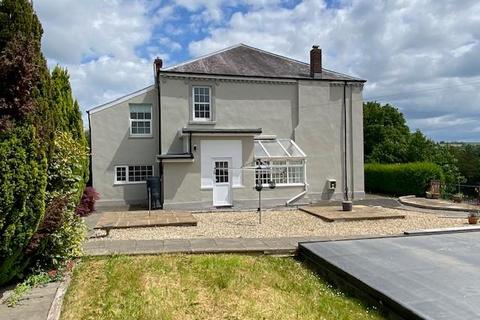 4 bedroom house for sale, The Parade, Carmarthen