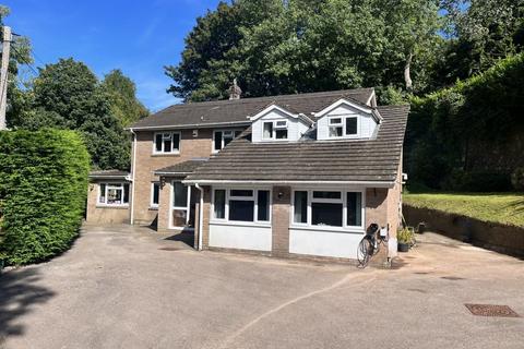 5 bedroom detached house for sale, Blaenavon Road, Govilon, Abergavenny, NP7