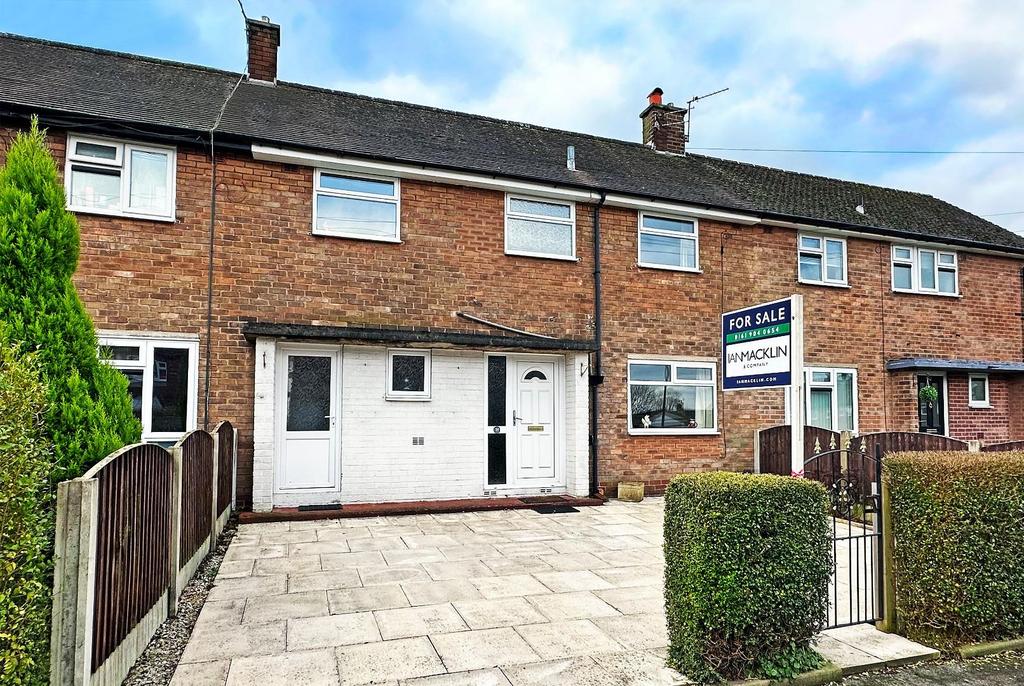 Eldercroft Road, Timperley 3 bed terraced house for sale £285,000