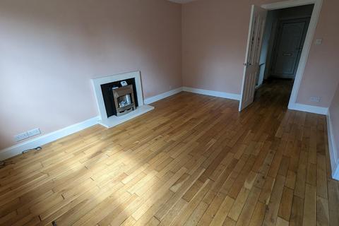 35 Dykes Road, Penicuik, EH26 0JD