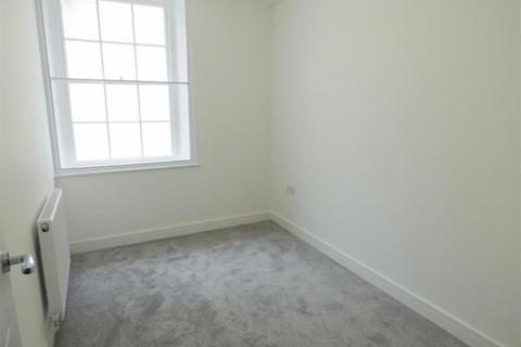 2 bedroom flat to rent - Harmer Street, Gravesend