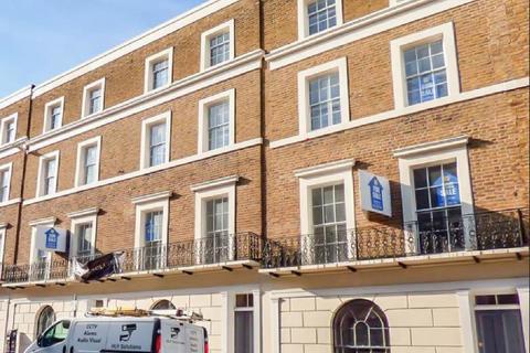 2 bedroom flat to rent - Harmer Street, Gravesend