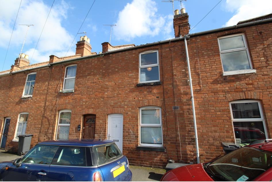 East Grove, Leamington Spa 2 bed terraced house for sale £215,000