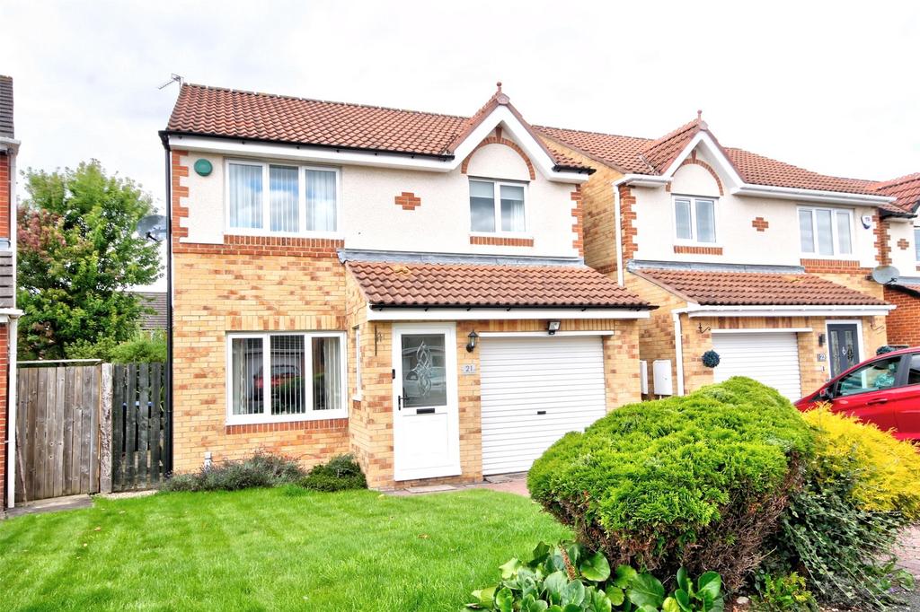 Richmond Drive, Chesters Wood... 3 bed detached house £239,950
